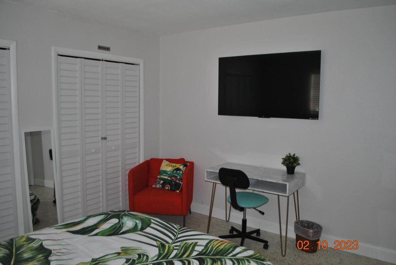 Sleeps 8, Havana Nights In Miami Apartment Exterior photo