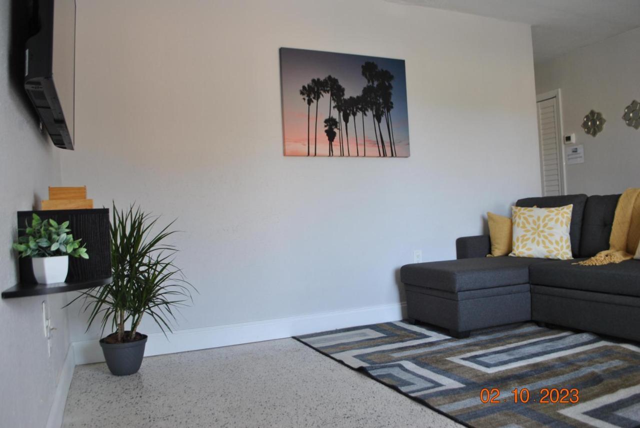 Sleeps 8, Havana Nights In Miami Apartment Exterior photo