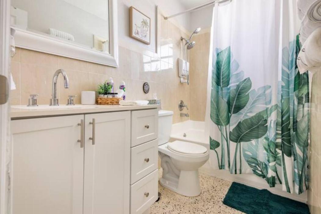 Sleeps 8, Havana Nights In Miami Apartment Exterior photo